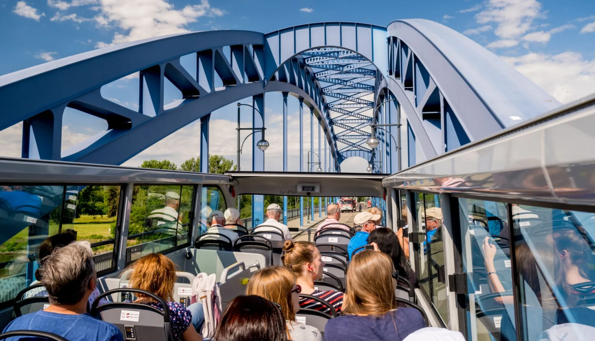 Stadtrundfahrt mit Domf&uuml;hrung